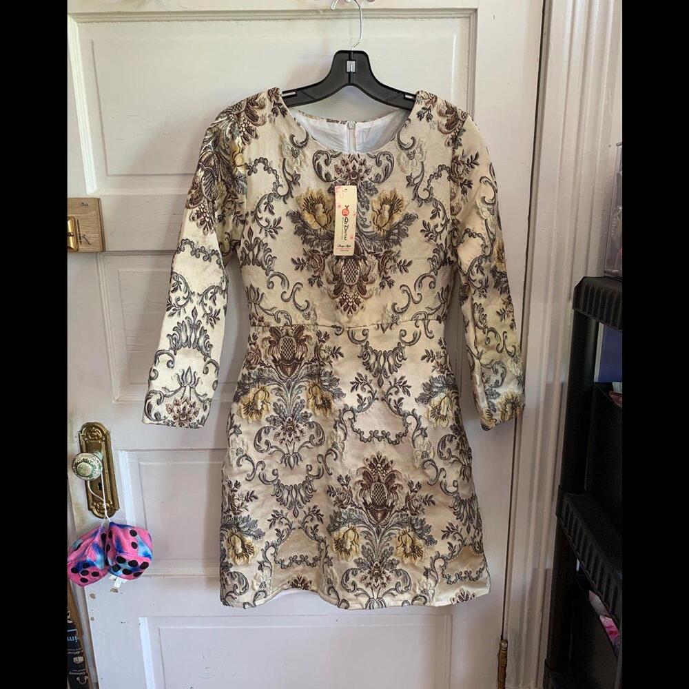 NWT Dress Size Small